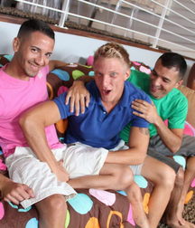Boys in action 47 5a49032adf7fc.jpg