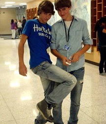 Twinks 431 5a493ee73175a.jpg