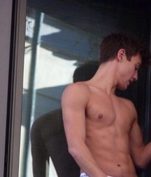 Twinks 431 5a493ef73288c.jpg