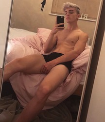 Twinks 431 5a4946b08265a.jpg