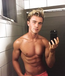 Twinks 433 5a494832a8d8b.jpg