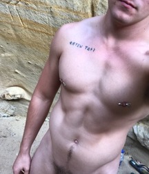 Twinks 442 5a4b5f2450044.jpg