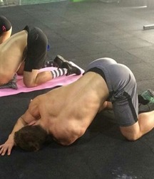 Attractive bottoms of boys 129 5a4f50894fcb5.jpg
