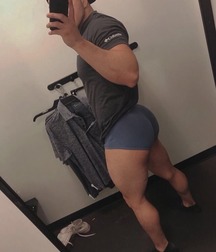 Attractive bottoms of boys 131 5a4f59dbebb5c.jpg