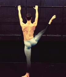Attractive bottoms of boys 132 5a57550708c60.jpg