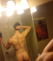 Attractive bottoms of boys 132 5a57571c00b48.jpg