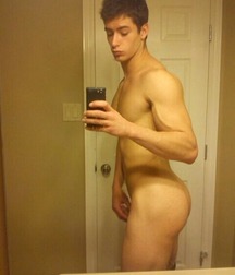 Attractive bottoms of boys 132 5a57572573215.jpg