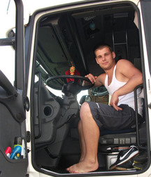 Boys's feet 98 5a57cfa270e3a.jpg