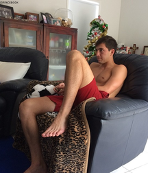 Boys's feet 98 5a57d0588ed4b.png
