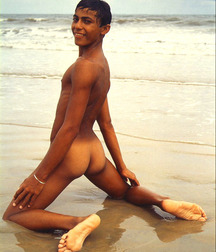 Attractive bottoms of boys 134 5a5a776f59a76.jpg