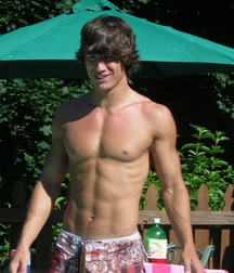 Twinks 447 5a5c79a1df5c8.jpg