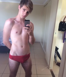 Twinks 447 5a5c7aaccc65f.jpg
