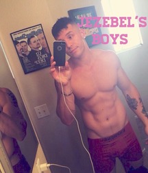Twinks 458 5a5dc68003d3c.jpg