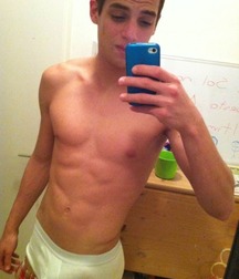 Twinks 460 5a5dcb516df81.jpg