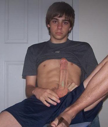 Twinks 460 5a5dcbae88c29.jpg