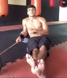 Boys's feet 100 5a5f2e712b5e4.jpg