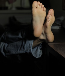 Boys's feet 100 5a5f2e85cf06e.jpg