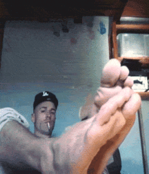 Boys's feet 101 5a5f325f243f4.gif