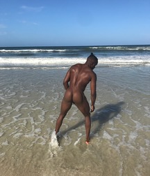 Attractive bottoms of boys 135 5a665437d9732.jpg