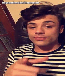 Twinks 461 5a6705a6b1e3c.gif