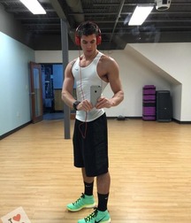 Twinks 465 5a670f6352950.jpg