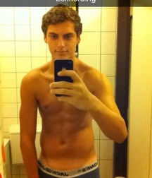 Twinks 465 5a670f9f52d3f.jpg