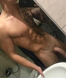I love big cocks 236 5a6cdefaaf7e5.jpg