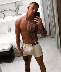 Twinks 472 5a6cf605c5074.jpg