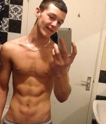 Twinks 473 5a6cf7040c04d.jpg