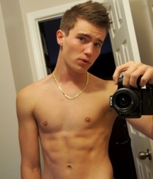 Twinks 450 5a7ec8835e019.jpg