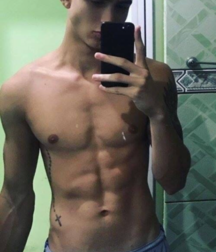 Twinks 451 5a7ef5f630363.png