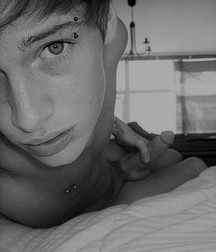 Twinks 451 5a7ef6f22831c.jpg