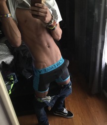 Twinks 452 5a7efa61d2524.jpg