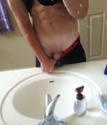 Twinks 452 5a7efad6e3b50.jpg