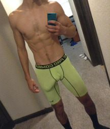 Twinks 452 5a7efcebb0c19.jpg