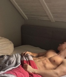 Twinks 453 5a7efe48a095b.jpg