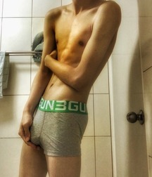 Twinks 455 5a7f0232b212d.jpg