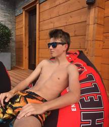Twinks 457 5a7f0c365f923.jpg