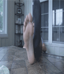 Boys's feet 103 5a7f3c841e9f2.gif