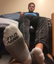 Boys's feet 104 5a7f48b169764.jpg