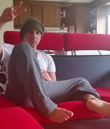 Boys's feet 106 5a7f665fe2c47.png