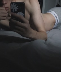 Attractive bottoms of boys 139 5a807d103bb61.jpg