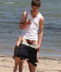 Twinks 460 5a849c30b0e9b.jpg