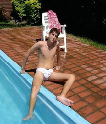 Twinks 460 5a849d0ec1a1a.jpg