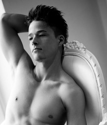 Twinks 464 5a8aa402e7ea3.jpg
