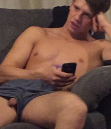 Twinks 470 5a953f13d0c53.jpg