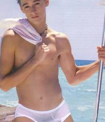 Twinks 474 5aa138104e46e.jpg