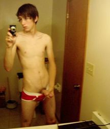 Twinks 476 5aa3a4148f3cc.jpg