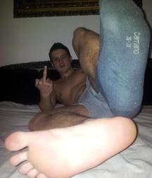 Boys's feet 108 5aac31011d0f2.jpg