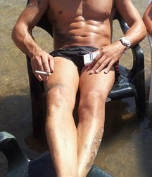 Boys's feet 108 5aac317aafd7e.jpg